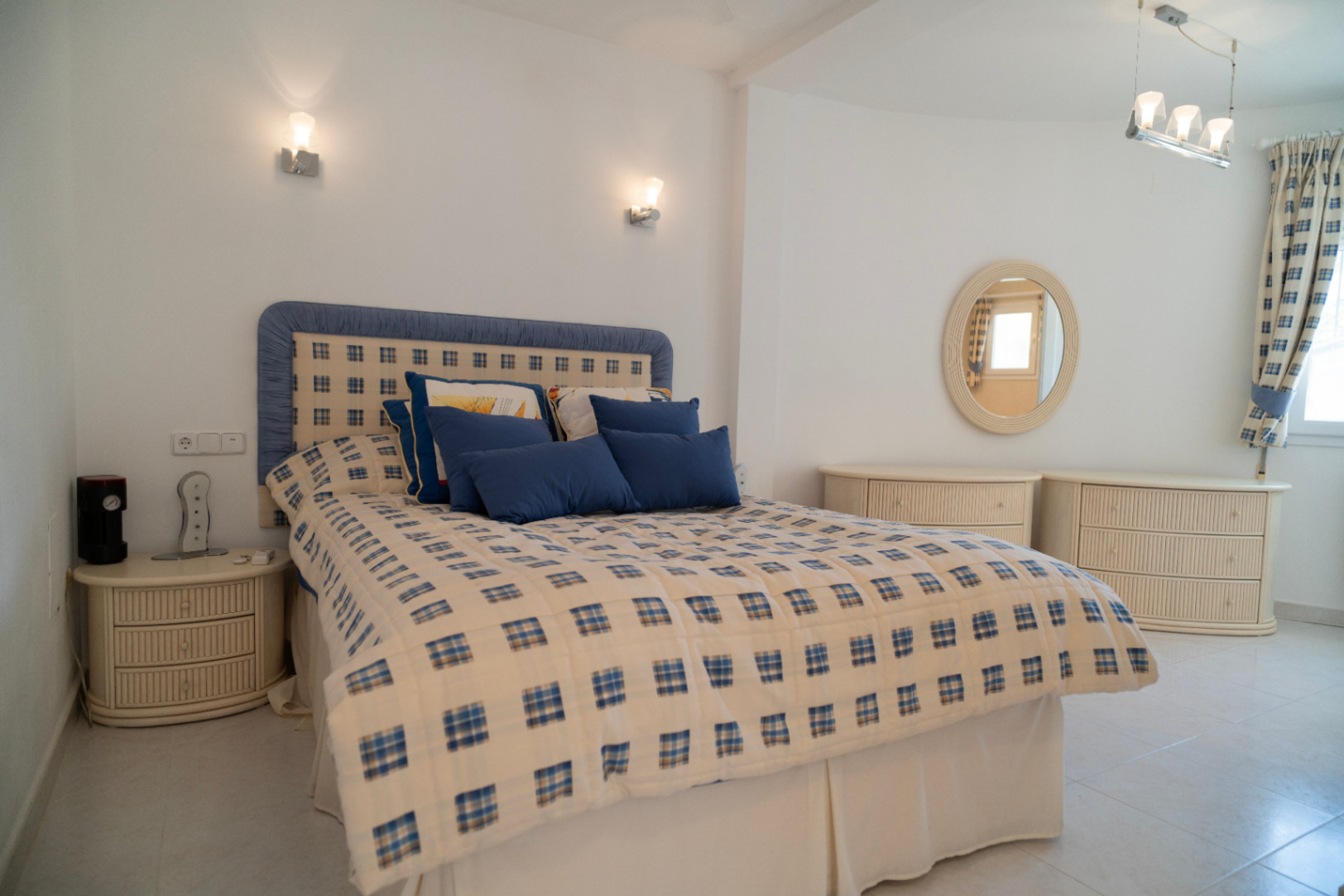 Villa mediterránea en venta en el Portet con vistas al mar