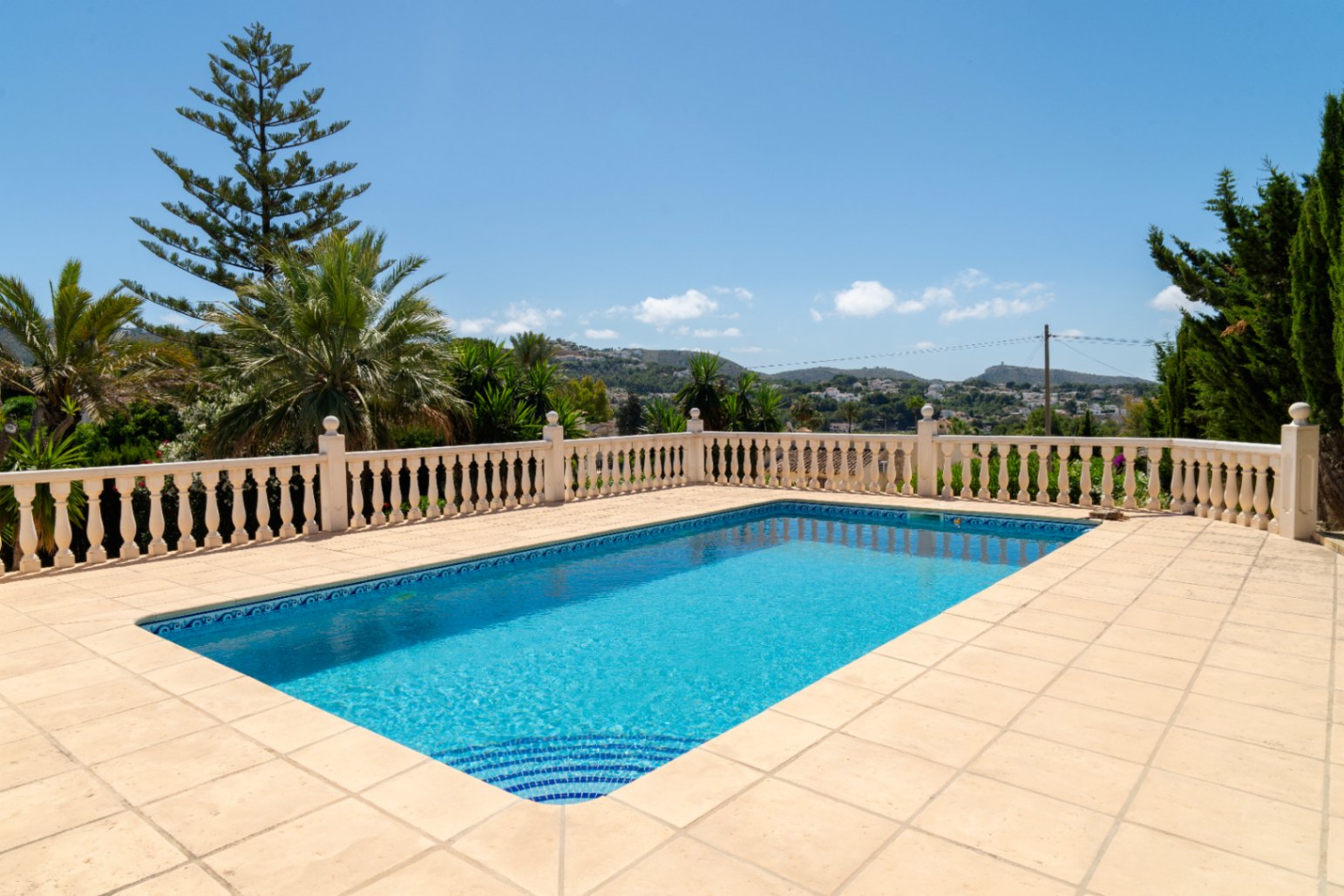 Chalet en venta en Moraira, La Sabatera - 2 dormitorios y piscina
